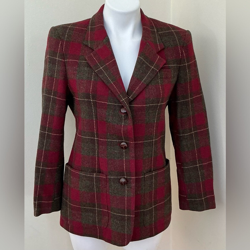 L.L. Bean Red Brown & Green  Plaid Wool  3 Button Blazer Deep Pockets Sz 4P